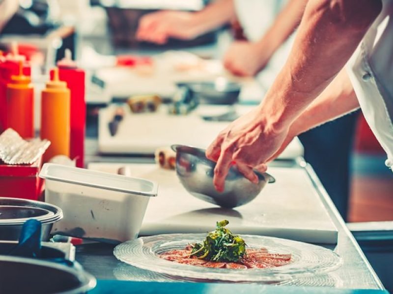 zonele-din-bucatarie-cu-cele-mai-multe-bacterii-850x478-1